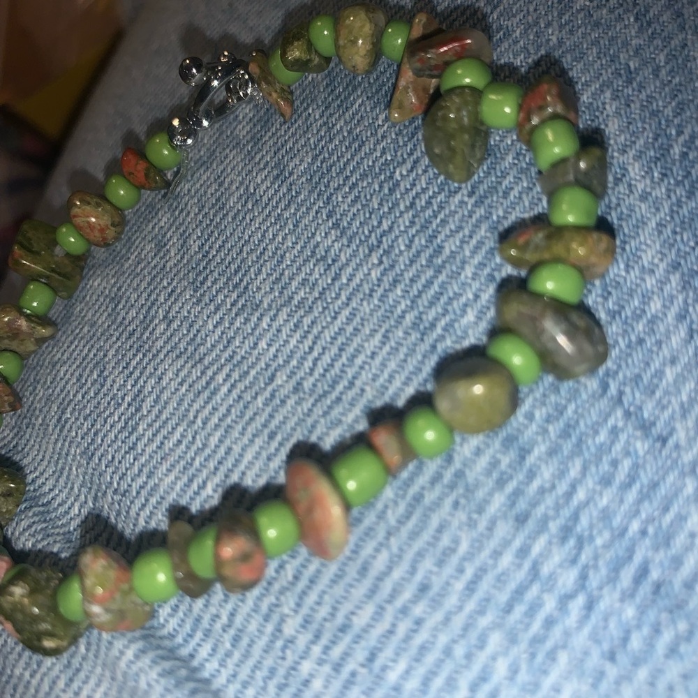 Down to earth is the business we are a handmade business that makes jewelry